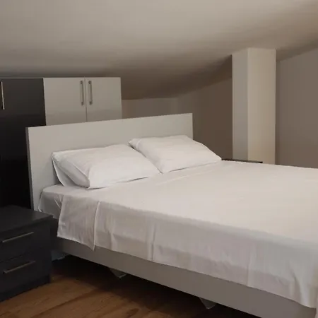 Gallery By Sienna Apartment Skopje
