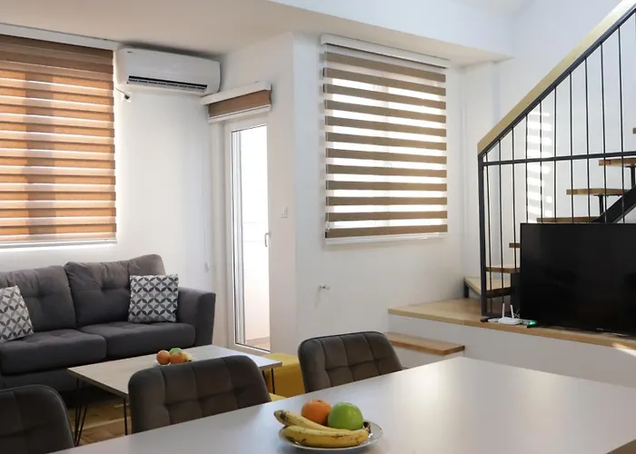 Gallery By Sienna Apartment